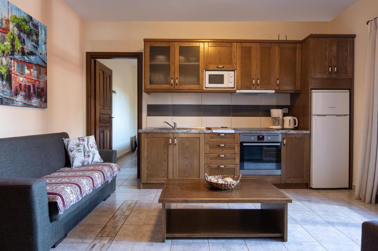 Vetrinos Apartments Айос-Николаос Экстерьер фото