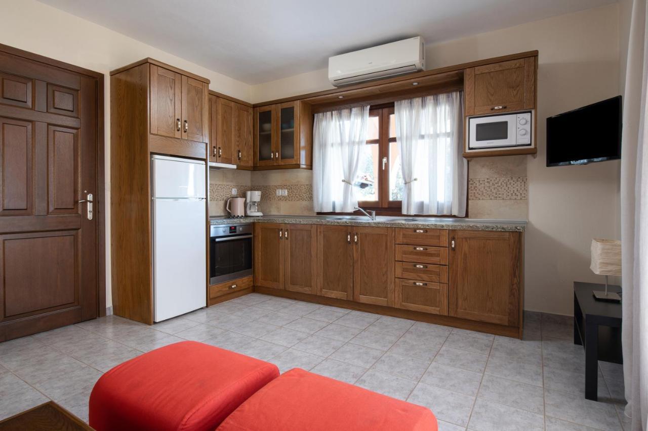 Vetrinos Apartments Айос-Николаос Экстерьер фото