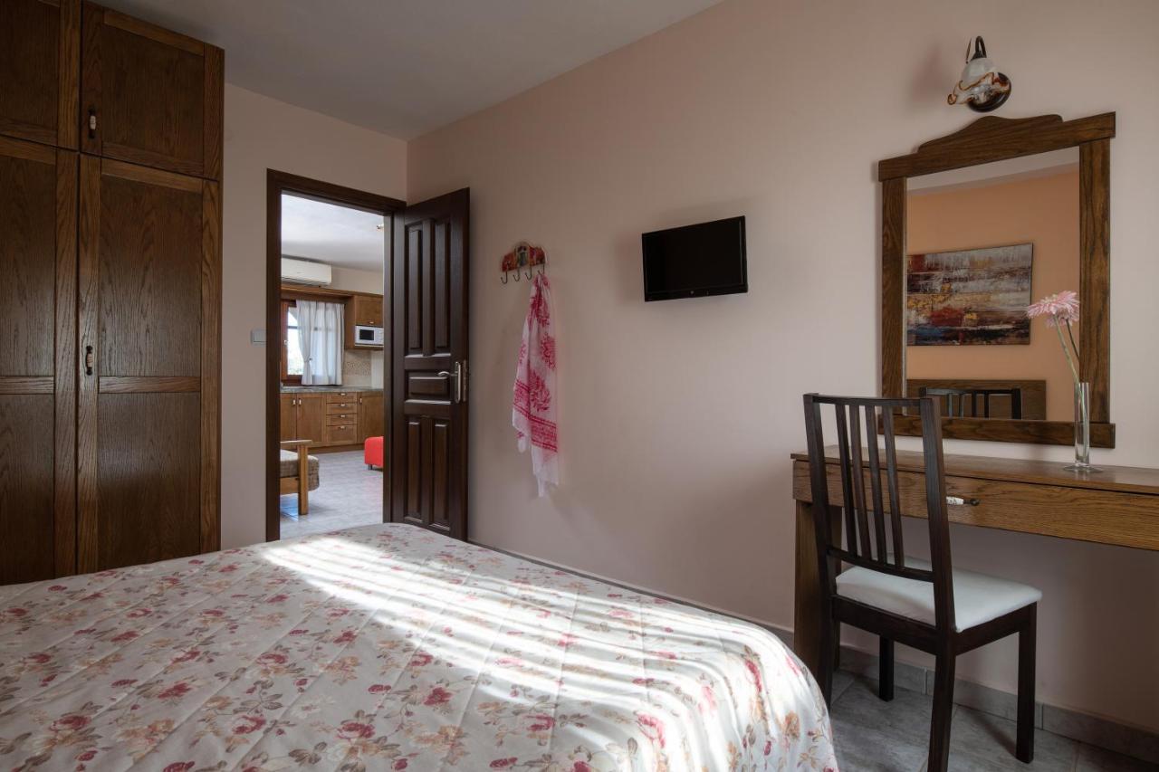 Vetrinos Apartments Айос-Николаос Экстерьер фото